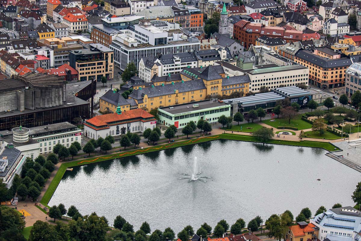lac-lille-lungegardsvann-bergen-norvege