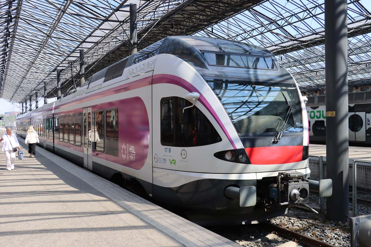 p-train-helsinki-aeroport