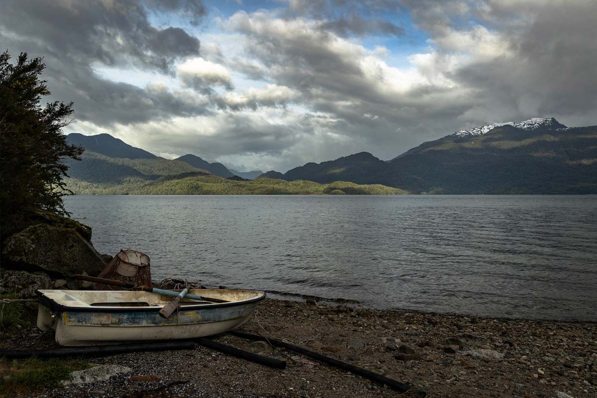 lac-puyuhuapi-village-pecheur