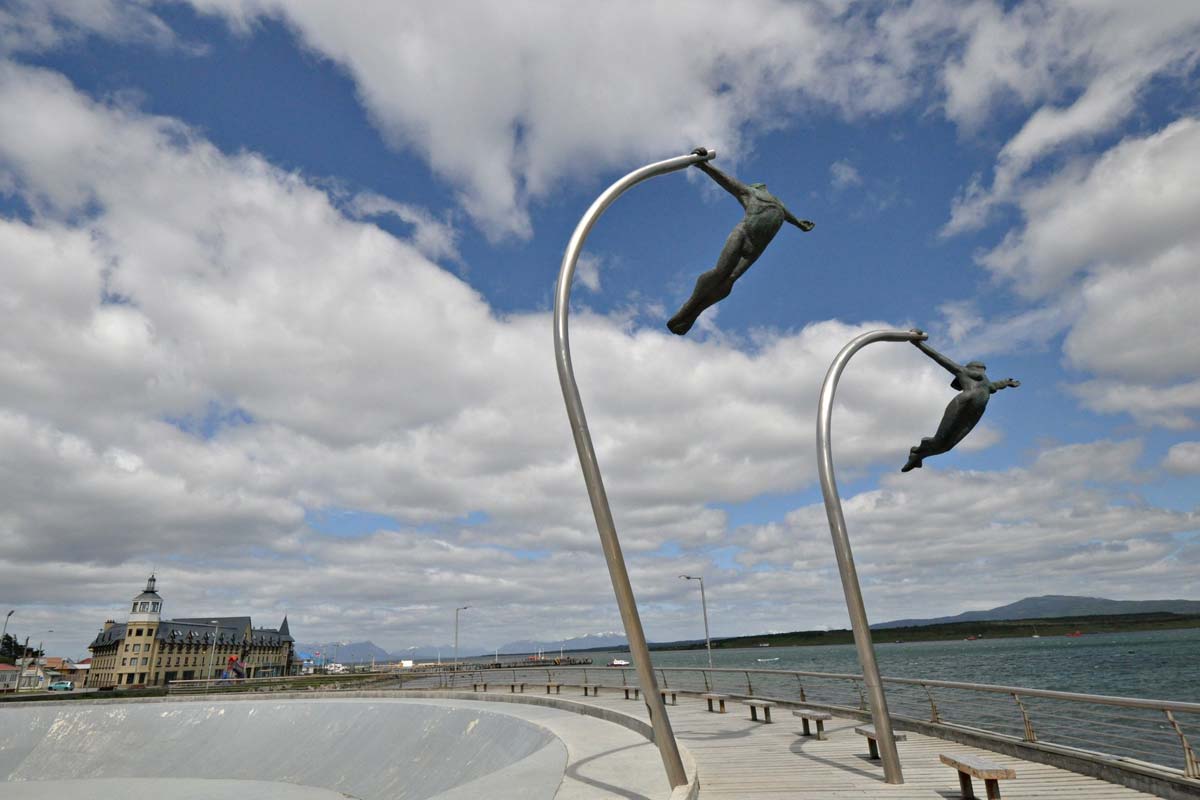 monumento-al-viento-puerto-natales