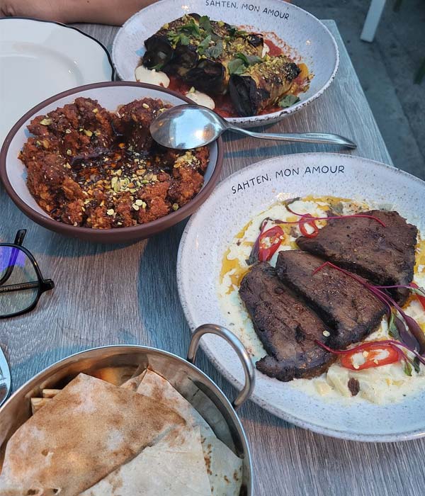 hayat-restaurant-montreal