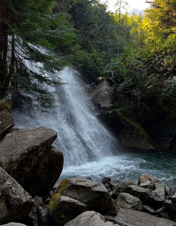 rainbow-falls-whistler