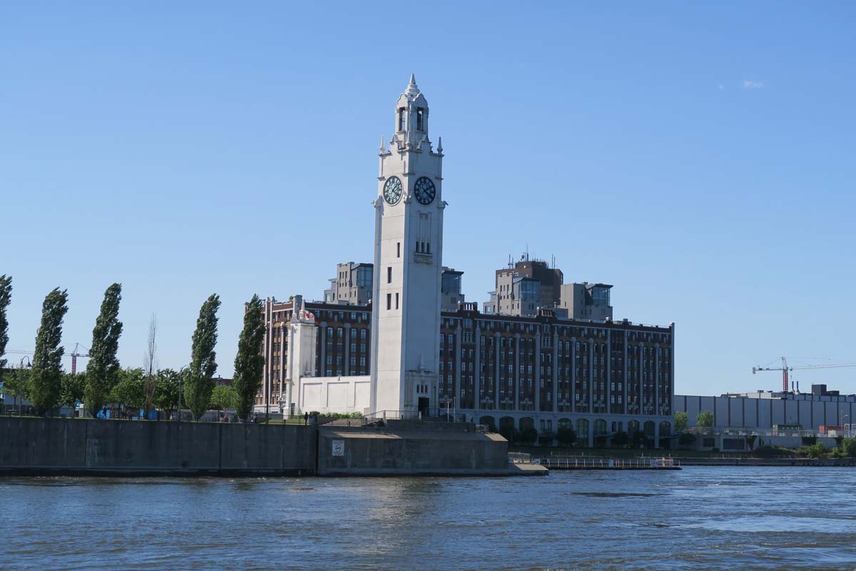 tour-horloge-quai-montreal