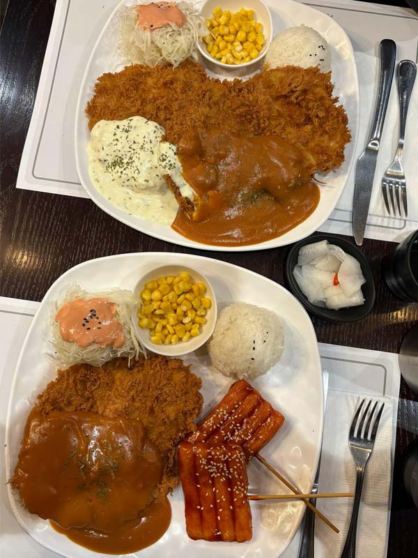 brown-tonkatsu-resto-toronto