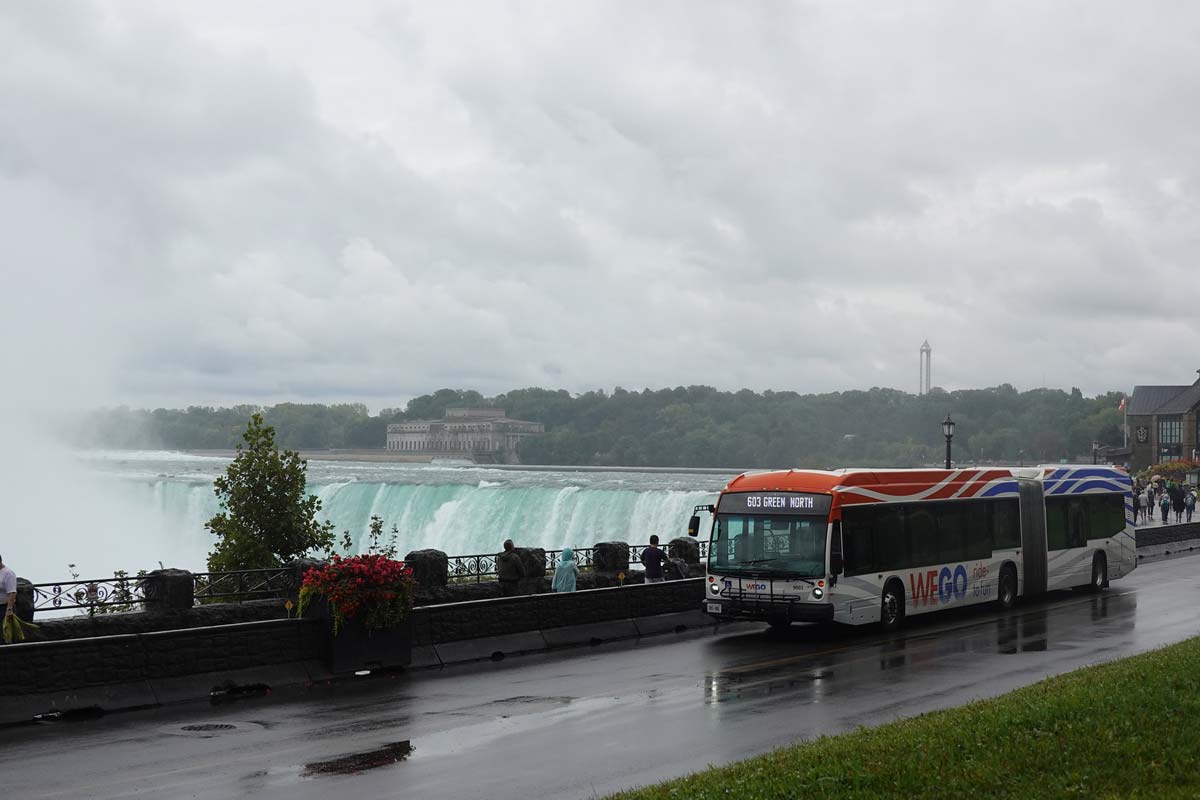 bus-wego-direction-chutes-niagara