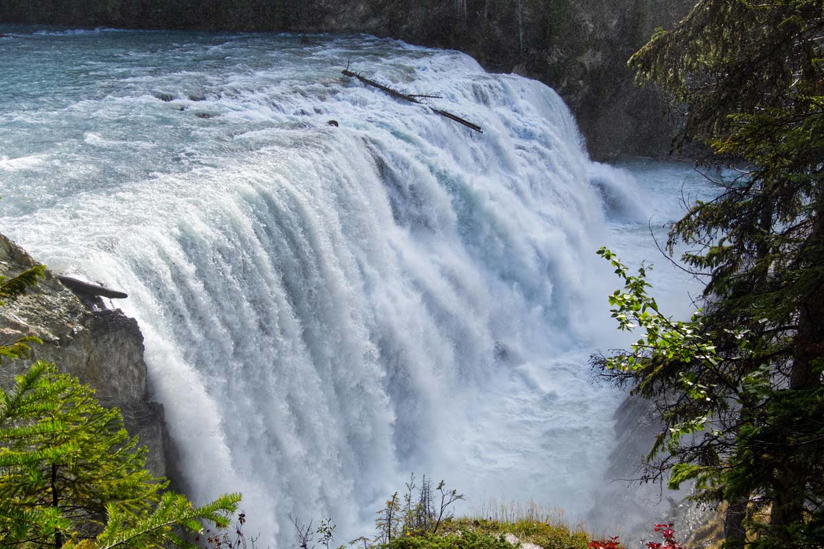 grande-cascade-wapta-parc-yoho