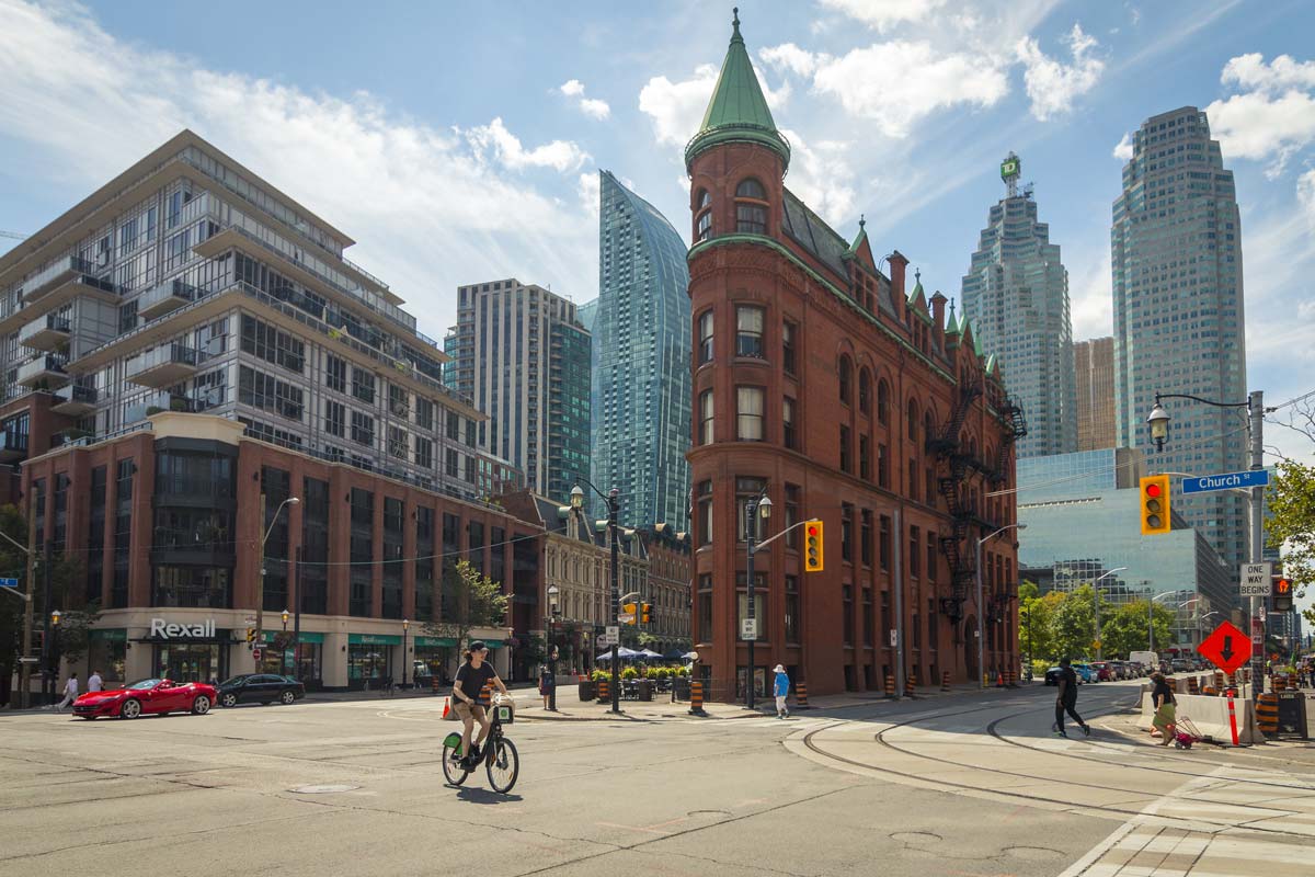 immeuble-gooderham-toronto