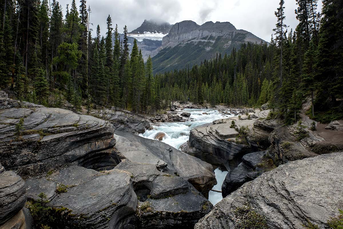 mistaya-canyon-parc-national-banff