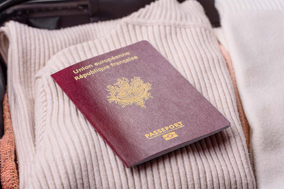 passeport-francais-voyage