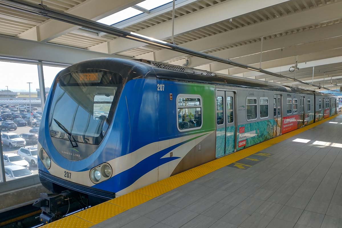 skytrain-aeroport-vancouver