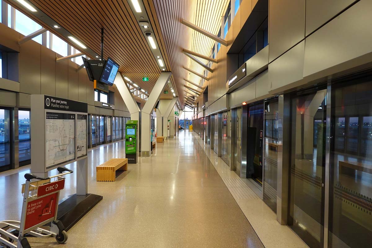 train-aeroport-centre-ville-toronto