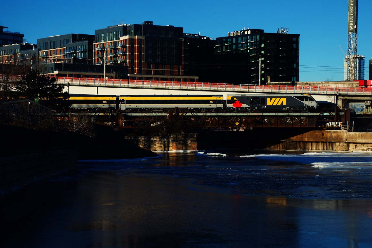 via-rail-entreprise-train-canada